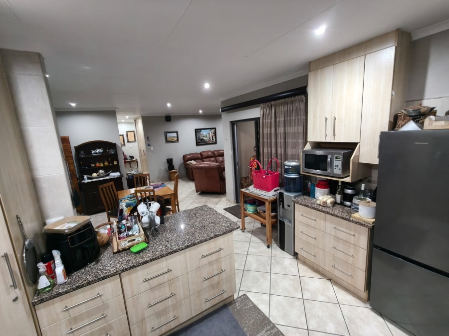 3 Bedroom Property for Sale in Waterkloof North West